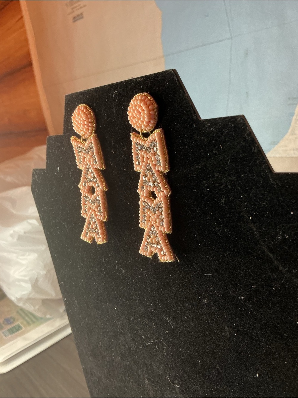 Plunder Mama Pink Beaded Drop Earrings NWT - Picture 7 of 7